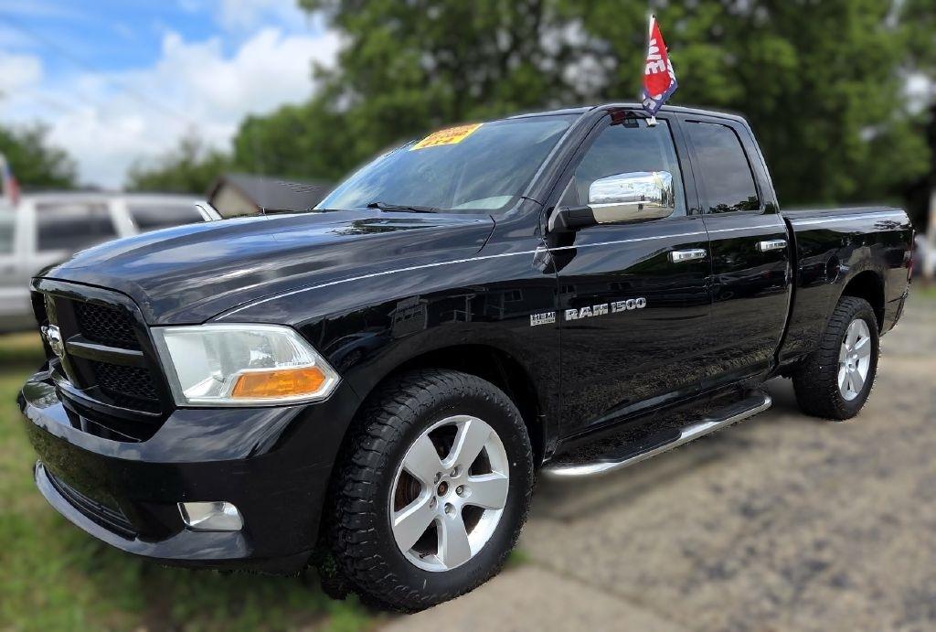 RAM 1500 ST Quad Cab 4WD 2012