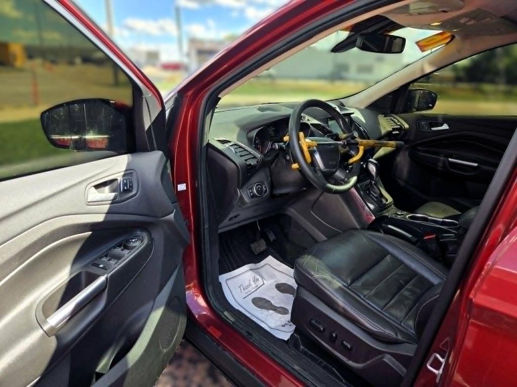 Ford Escape Titanium 4WD 2016
