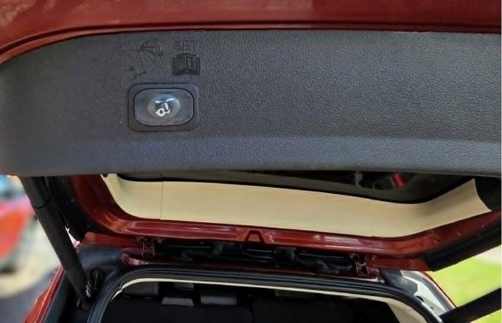 Ford Escape Titanium 4WD 2016