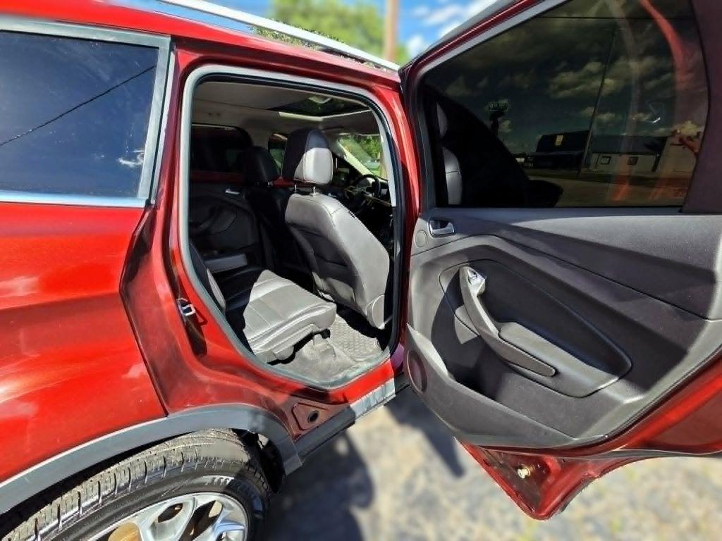 Ford Escape Titanium 4WD 2016