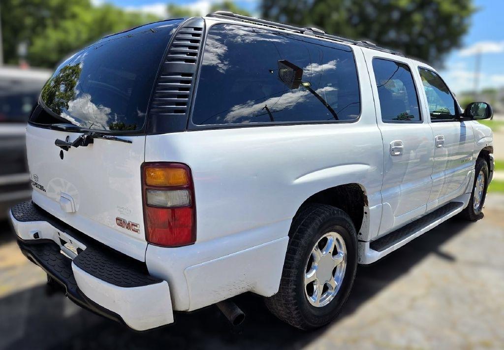 GMC Yukon Denali XL 2003