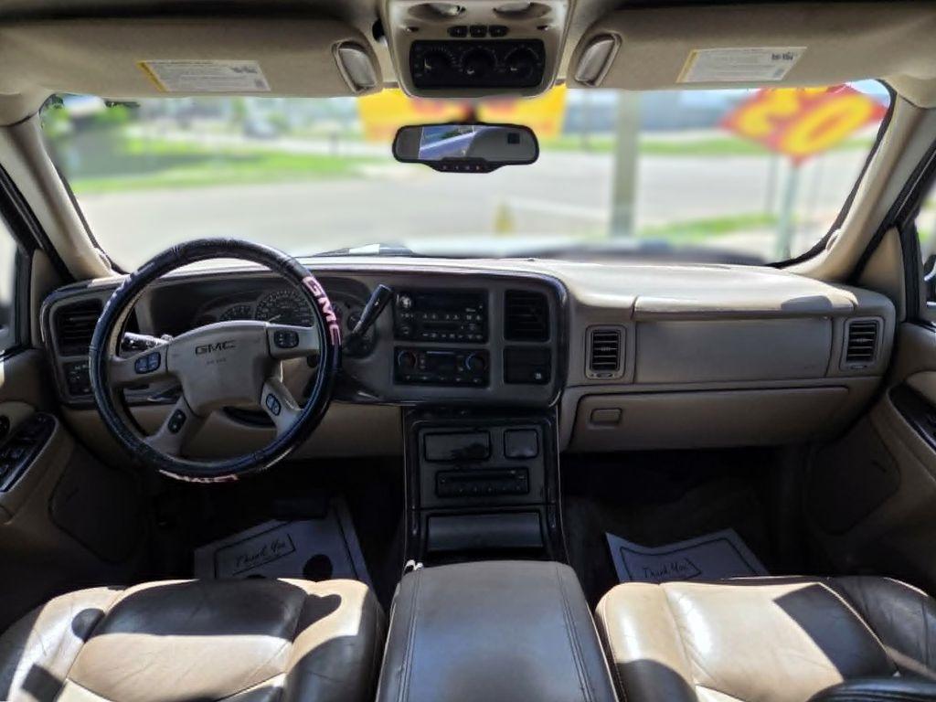 GMC Yukon Denali XL 2003