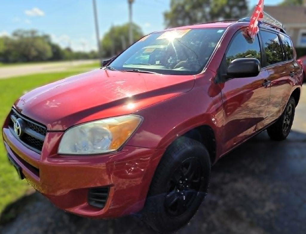 Toyota RAV4 Base I4 2WD 2011