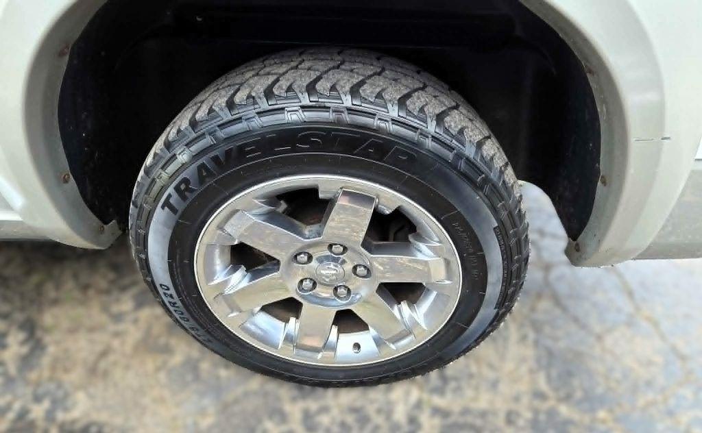 RAM 1500 Laramie Crew Cab 4WD 2010
