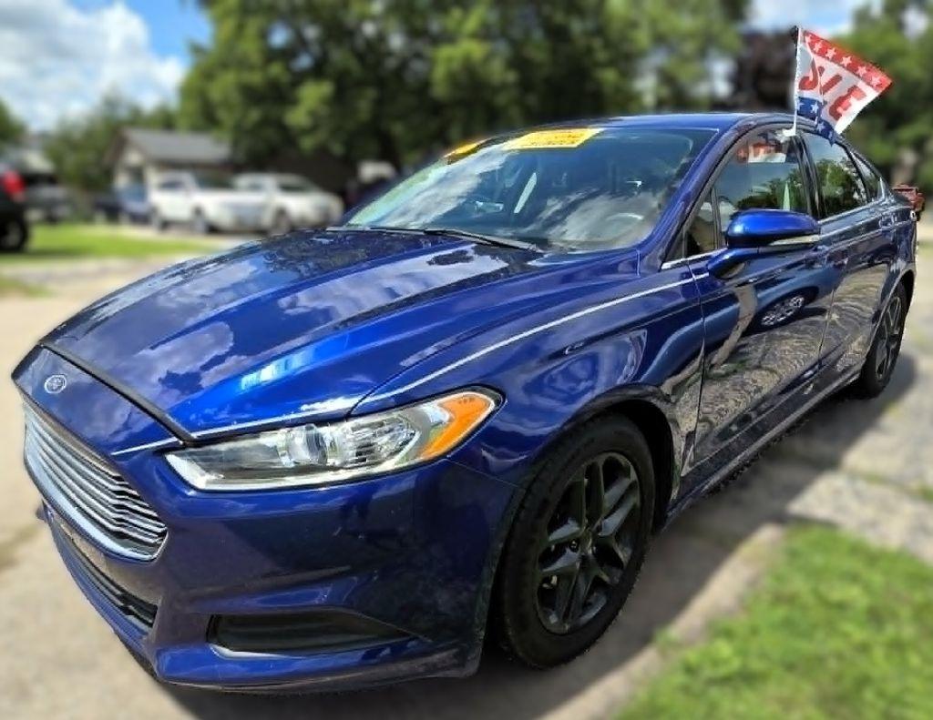Ford Fusion SE 2016