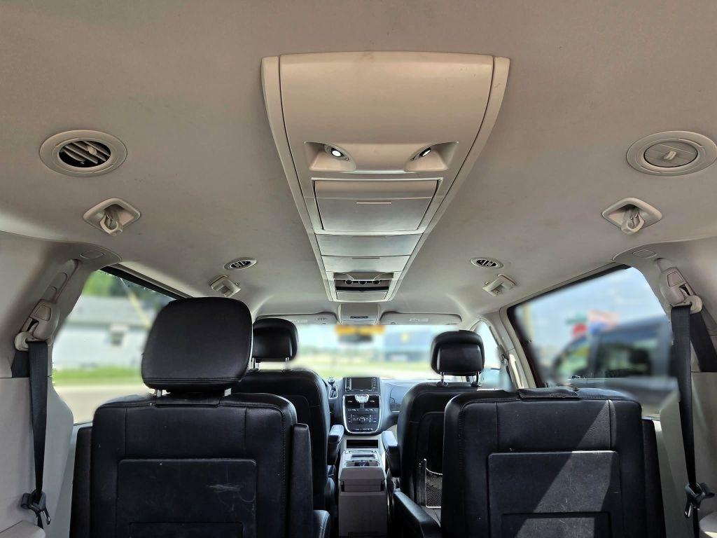 Chrysler Town & Country Touring 2014