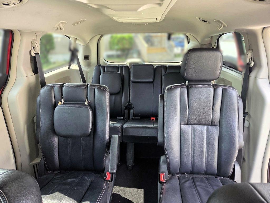 Chrysler Town & Country Touring 2014