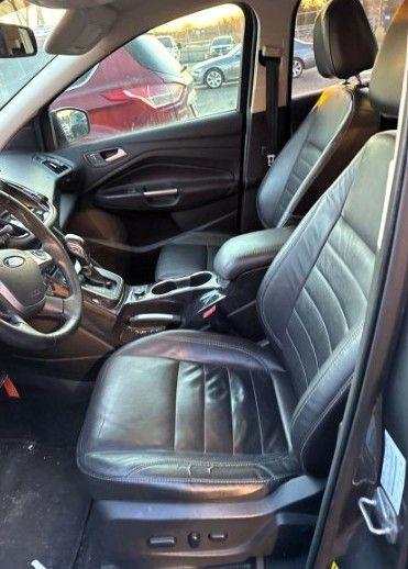 Ford Escape Titanium FWD 2014