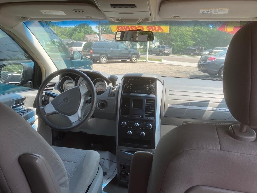 Dodge Grand Caravan SXT 2009