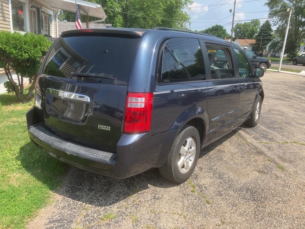 Dodge Grand Caravan SXT 2009