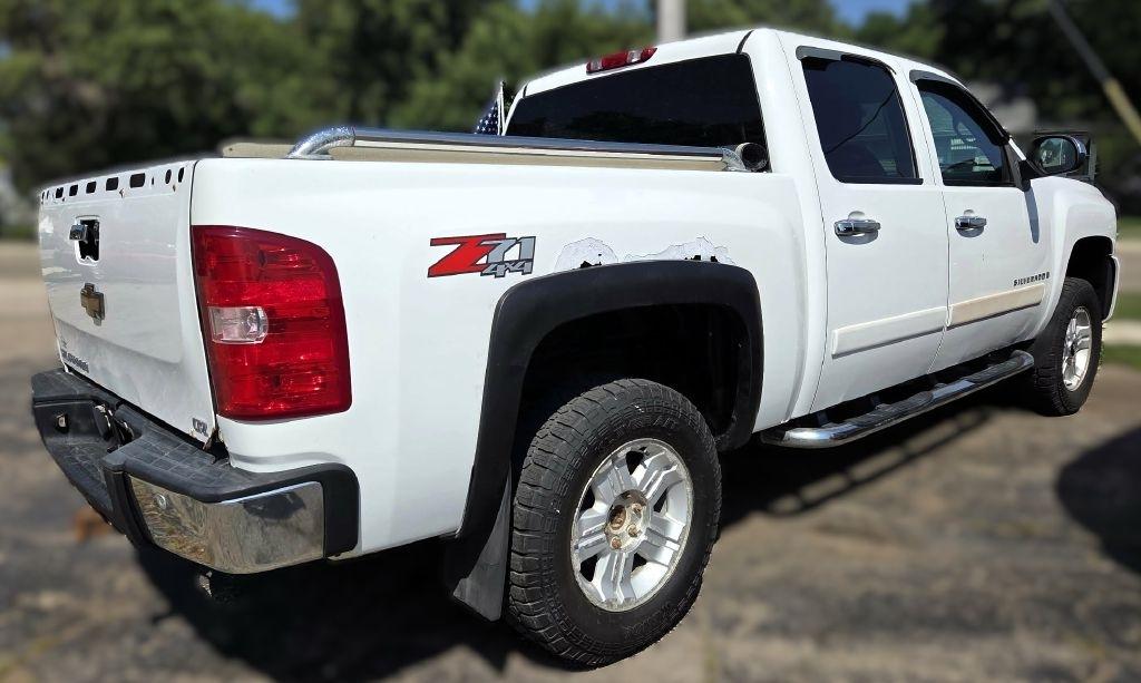 Chevrolet Silverado 1500 LT1 Crew Cab 4WD 2007
