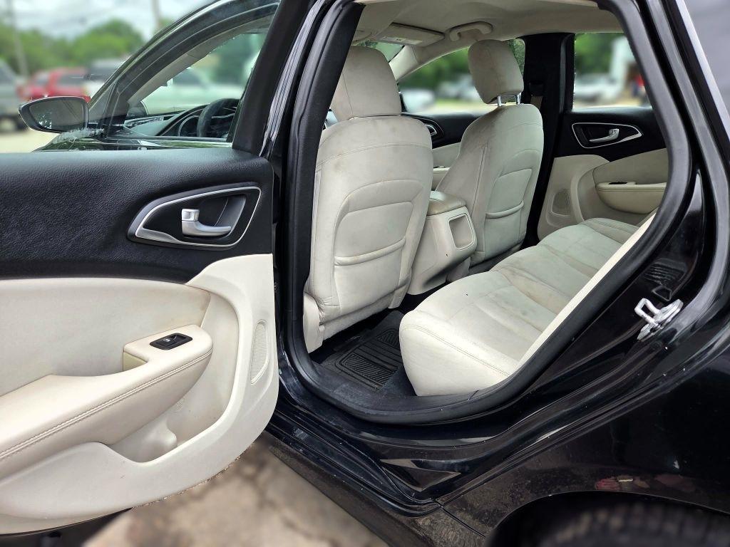 Chrysler 200 Limited 2015