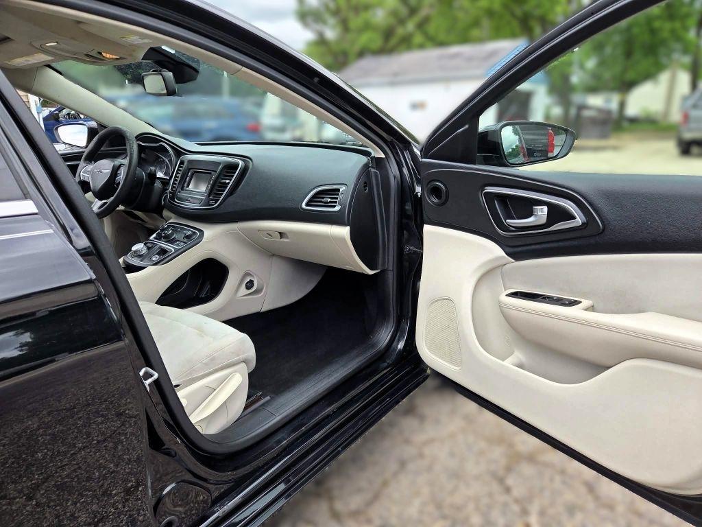 Chrysler 200 Limited 2015