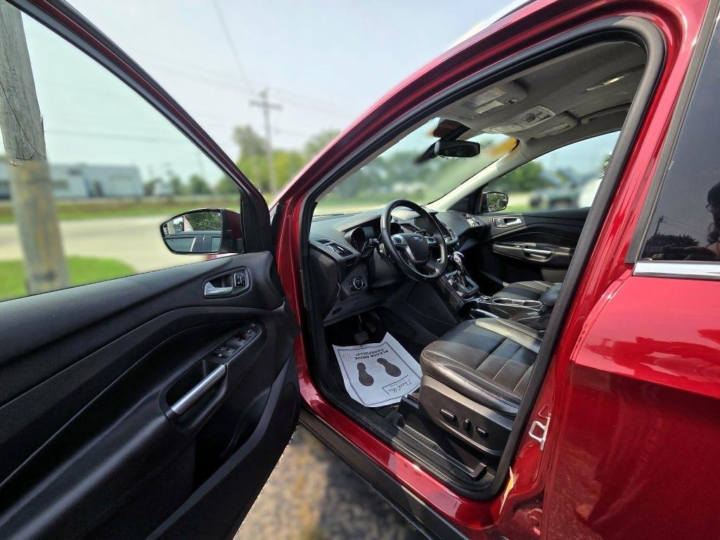 Ford Escape Titanium 4WD 2014