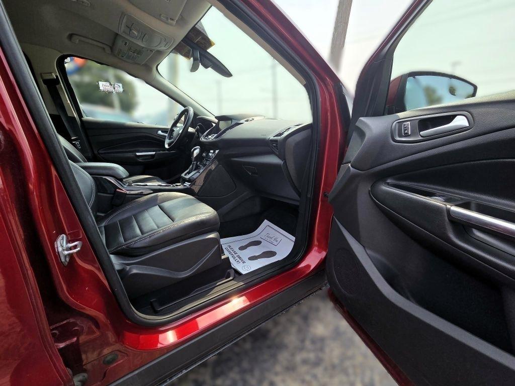 Ford Escape Titanium 4WD 2014