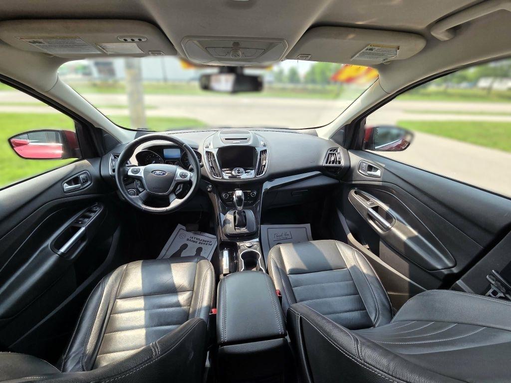 Ford Escape Titanium 4WD 2014