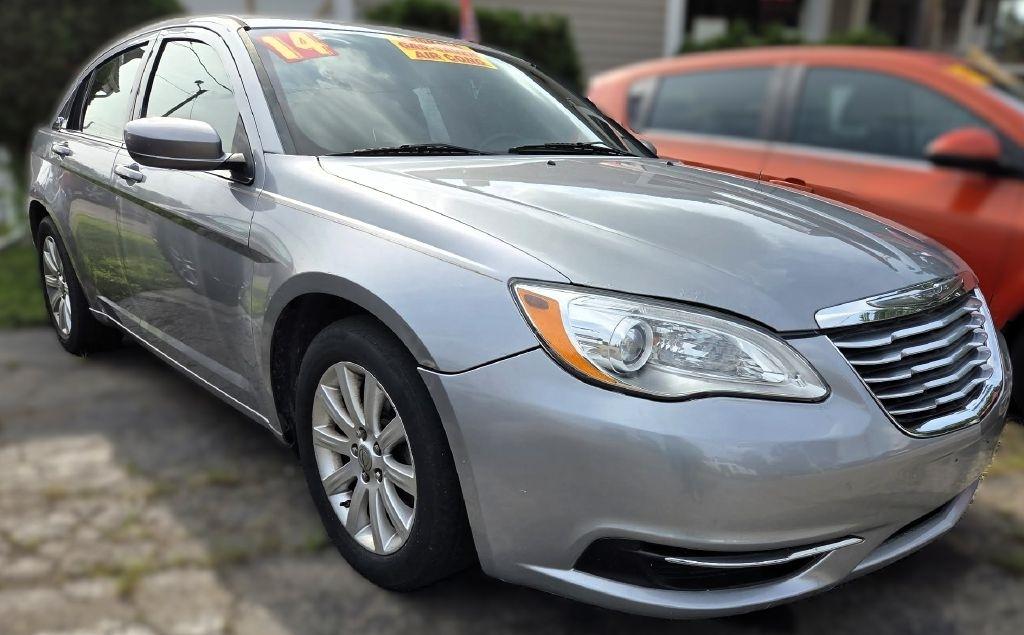 2014 Chrysler 200 Touring