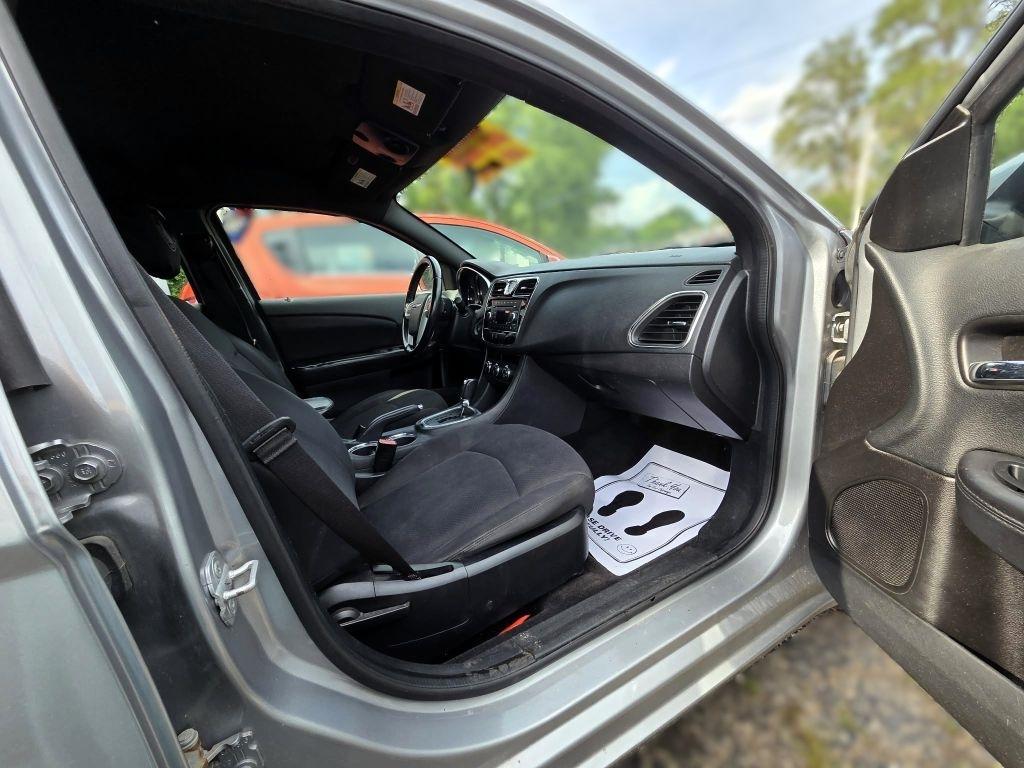 Chrysler 200 Touring 2014