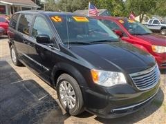 2015 Chrysler Town & Country 