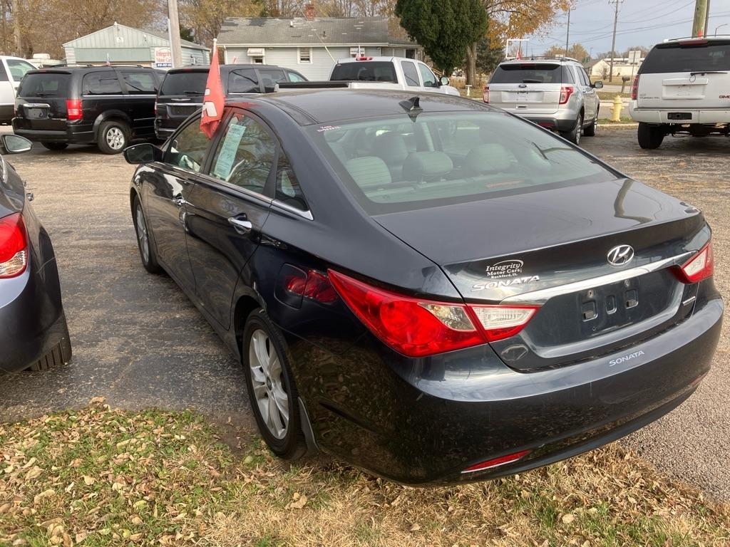 Hyundai Sonata SE Auto 2012