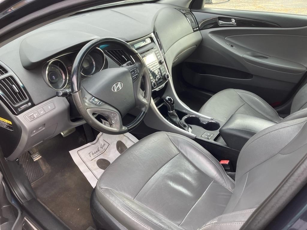 Hyundai Sonata SE Auto 2012