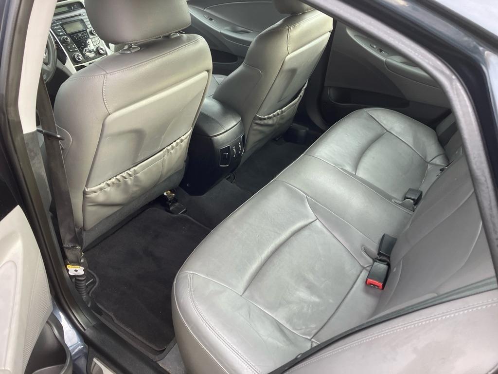 Hyundai Sonata SE Auto 2012