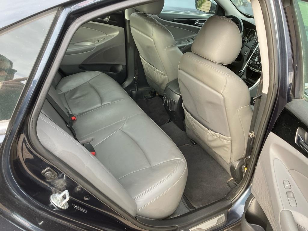 Hyundai Sonata SE Auto 2012