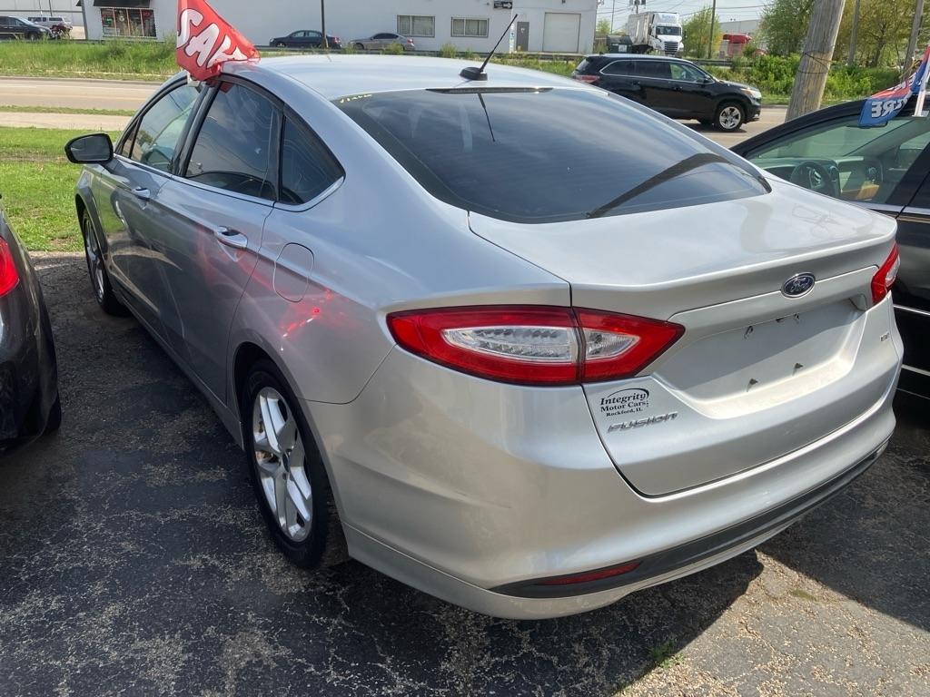 Ford Fusion SE 2015
