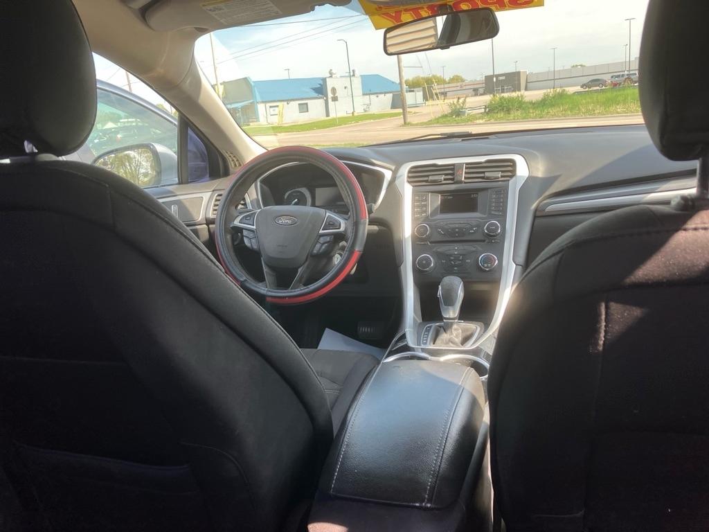 Ford Fusion SE 2015