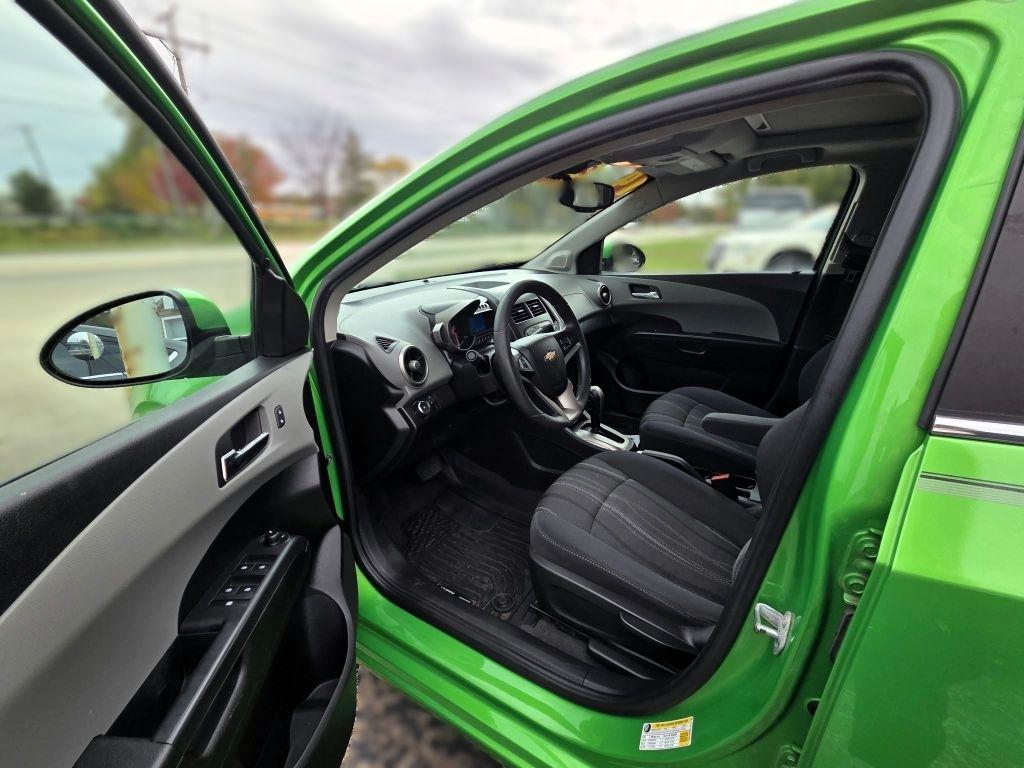 Chevrolet Sonic LT Auto Sedan 2014