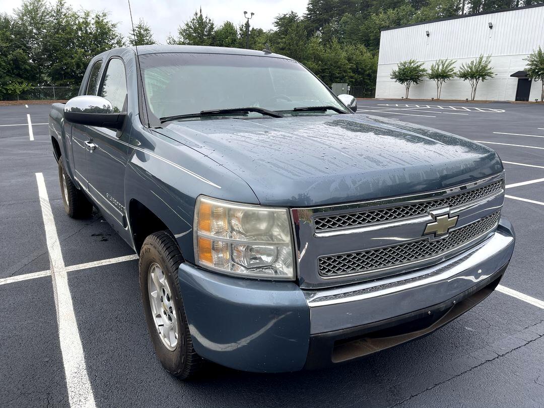 Used 2008 Chevrolet Silverado 1500 LT w/1LT for Sale in Cumming GA
