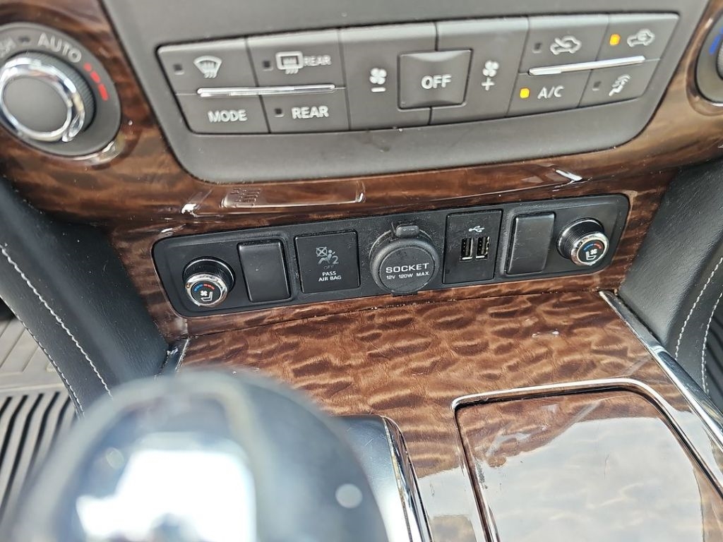 Nissan Armada Platinum 2019 Nissan Armada Platinum 2019