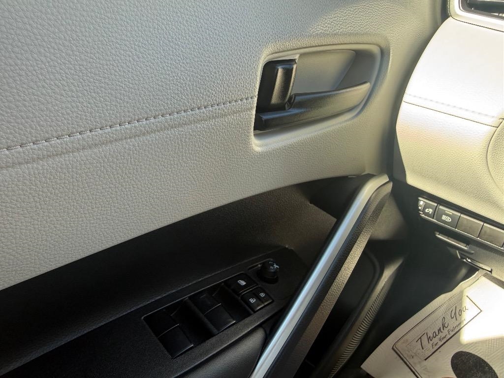 Toyota Corolla Cross L 2WD (Natl) 2025 Toyota Corolla Cross L 2WD (Natl) 2025