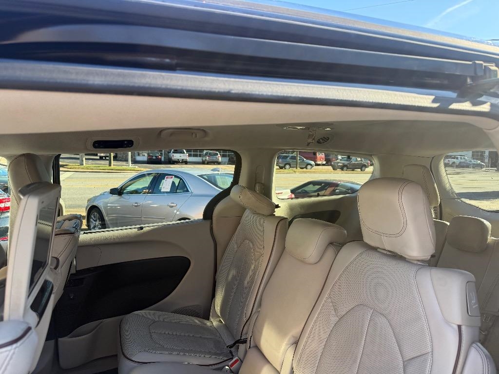 Chrysler Pacifica Limited FWD 2018