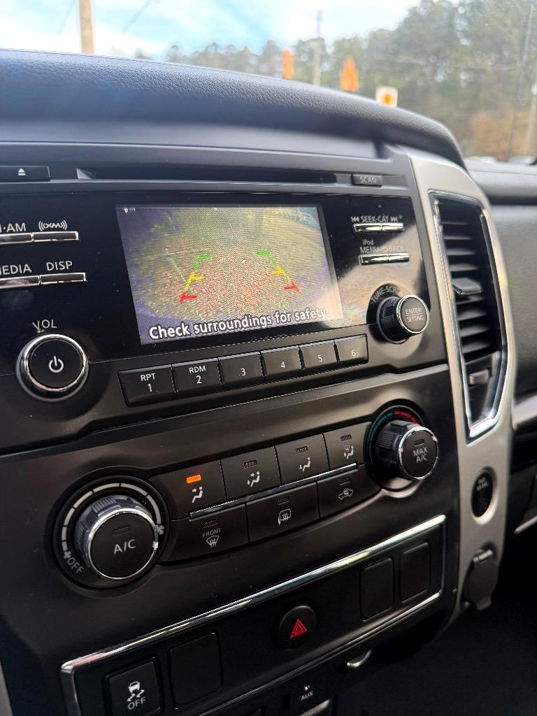 Nissan Titan 4x2 Crew Cab SV 2018