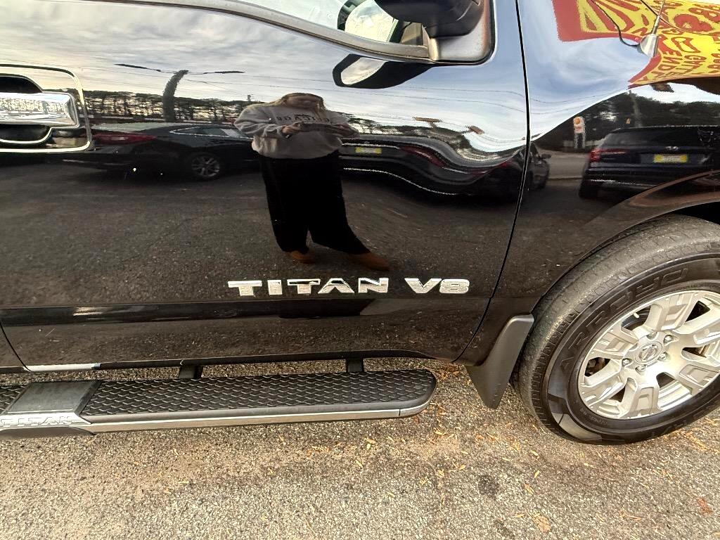 Nissan Titan 4x2 Crew Cab SV 2018