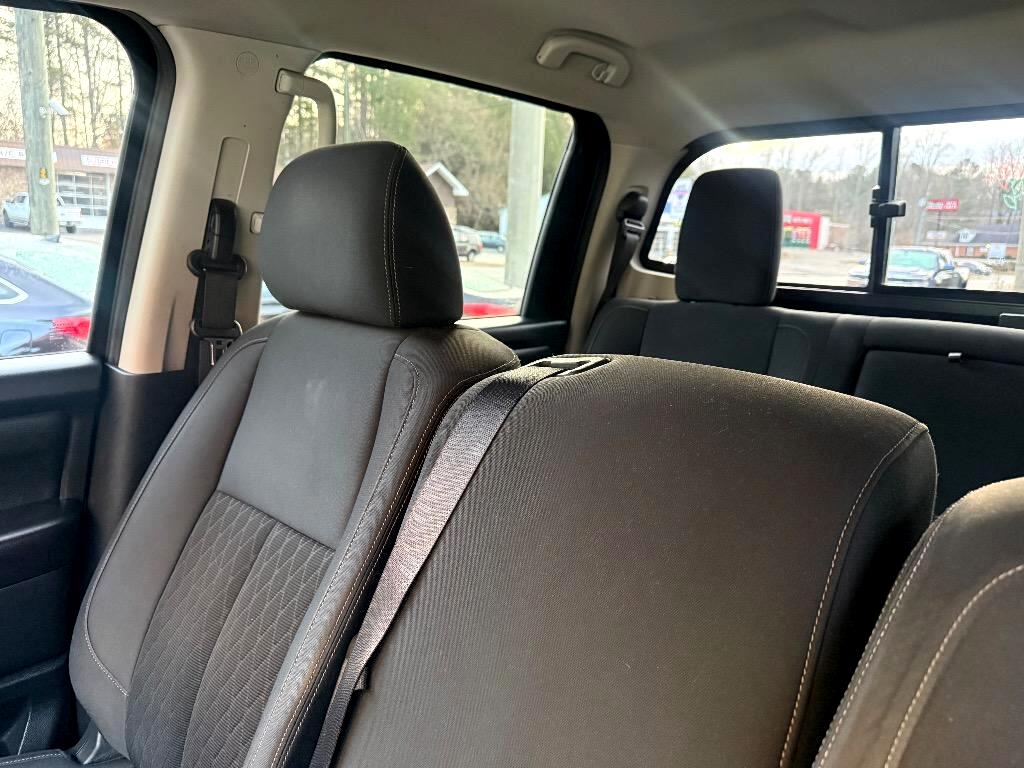 Nissan Titan 4x2 Crew Cab SV 2018