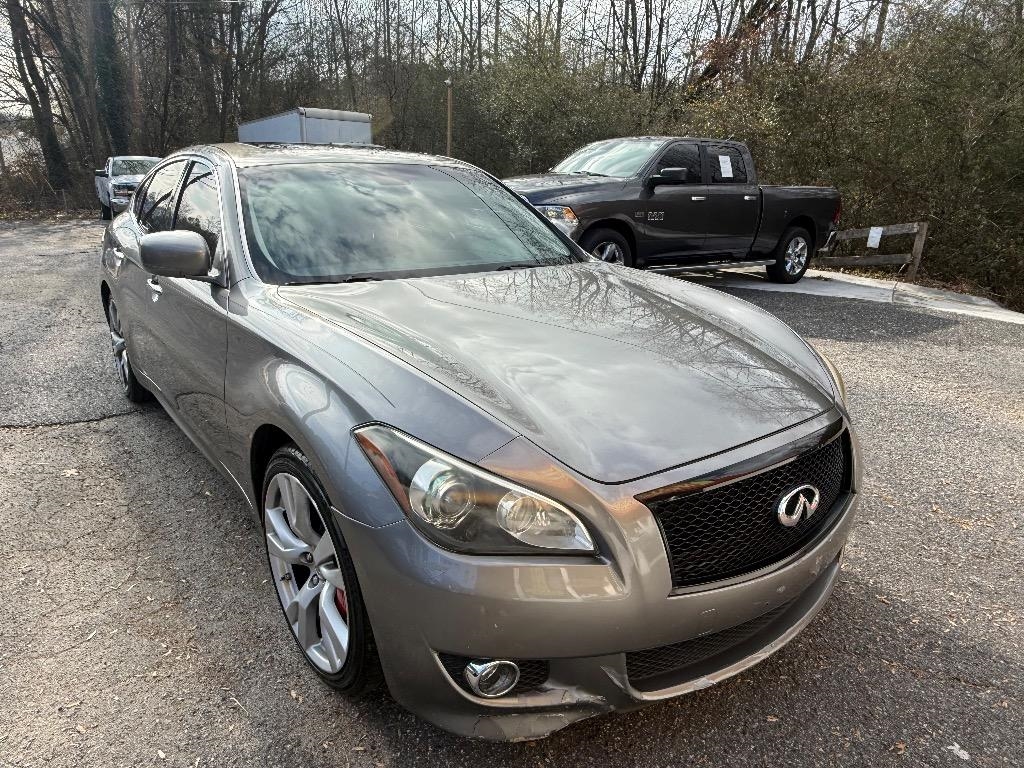 2012 Infiniti M56 4dr Sdn RWD