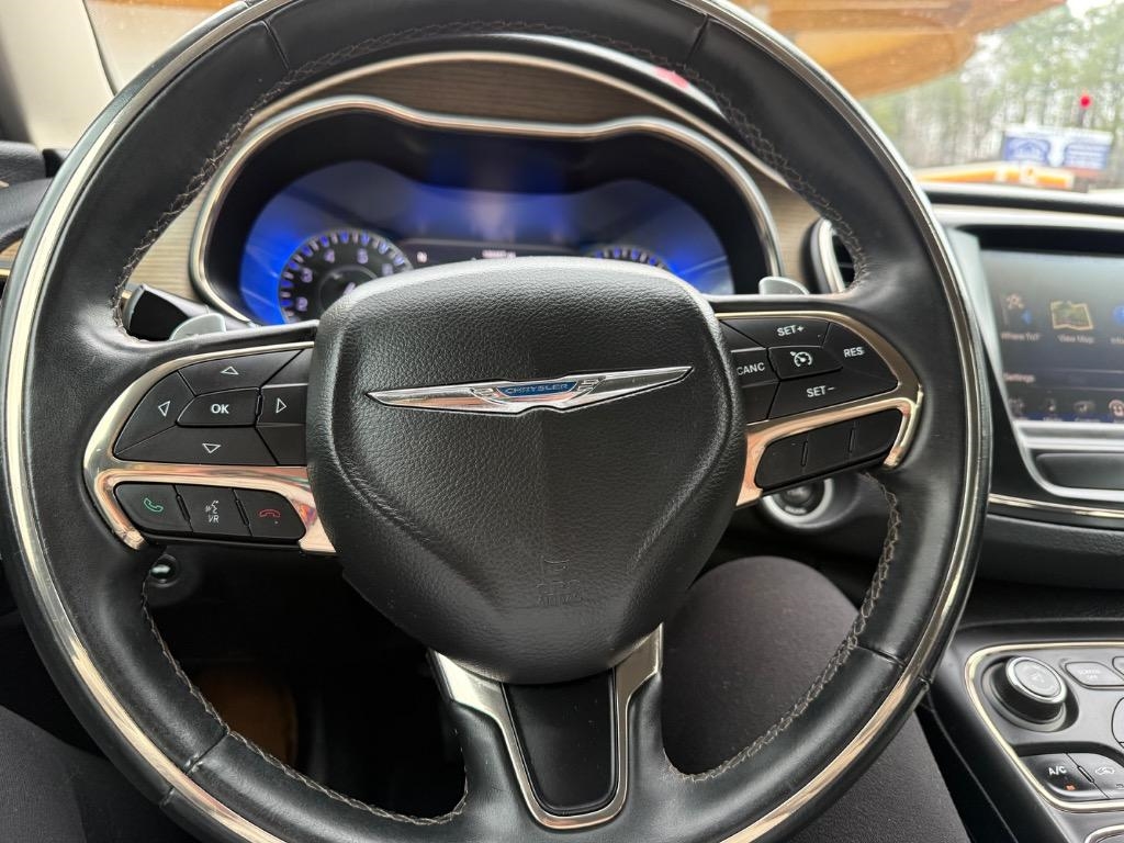 Chrysler 200 4dr Sdn C FWD 2015