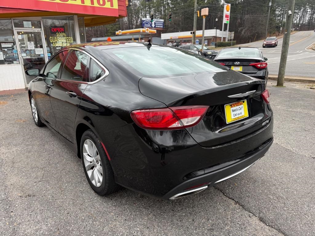 Chrysler 200 4dr Sdn C FWD 2015