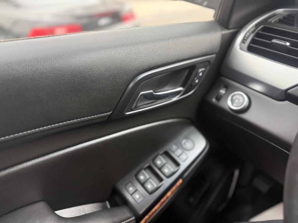 Chevrolet Suburban 2WD 4dr 1500 Premier 2017