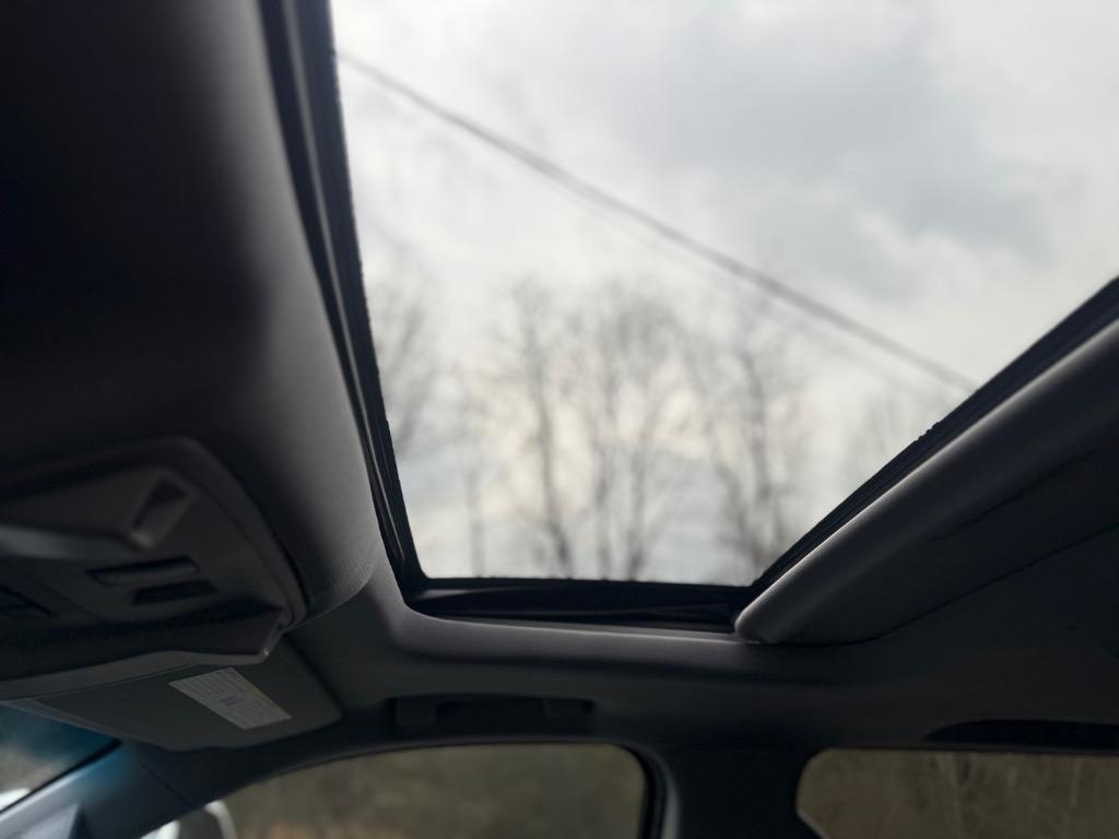 Chevrolet Suburban 2WD 4dr 1500 Premier 2017