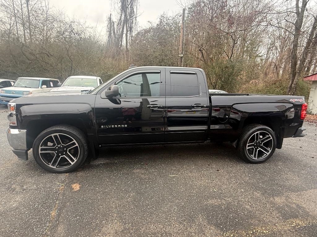 Chevrolet Silverado 1500 4WD Double Cab 143.5" LT w/1LT 2016