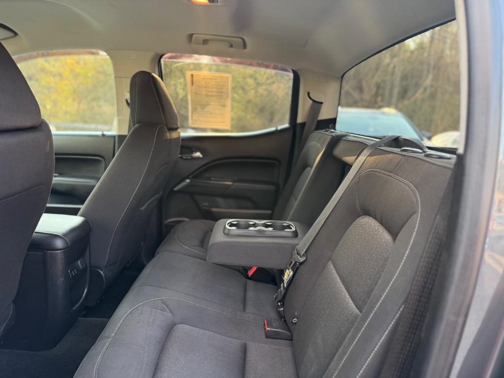 GMC Canyon 4WD Crew Cab 128.3" SLE 2017