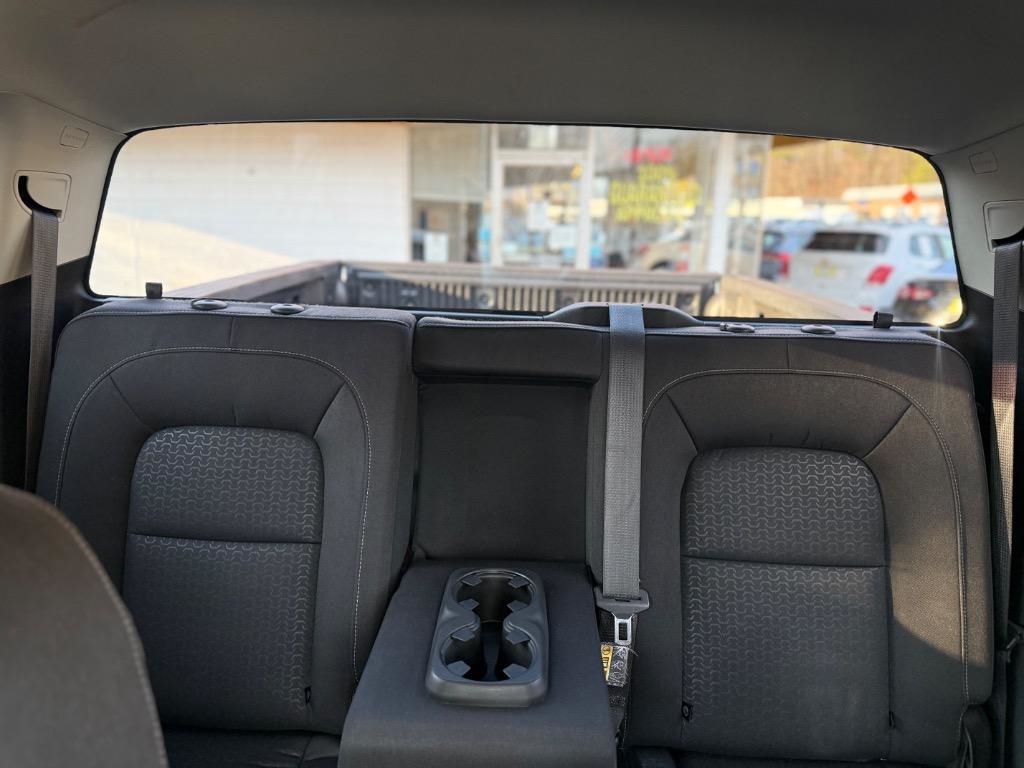 GMC Canyon 4WD Crew Cab 128.3" SLE 2017