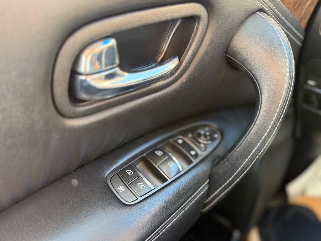 Infiniti QX80 RWD 2017