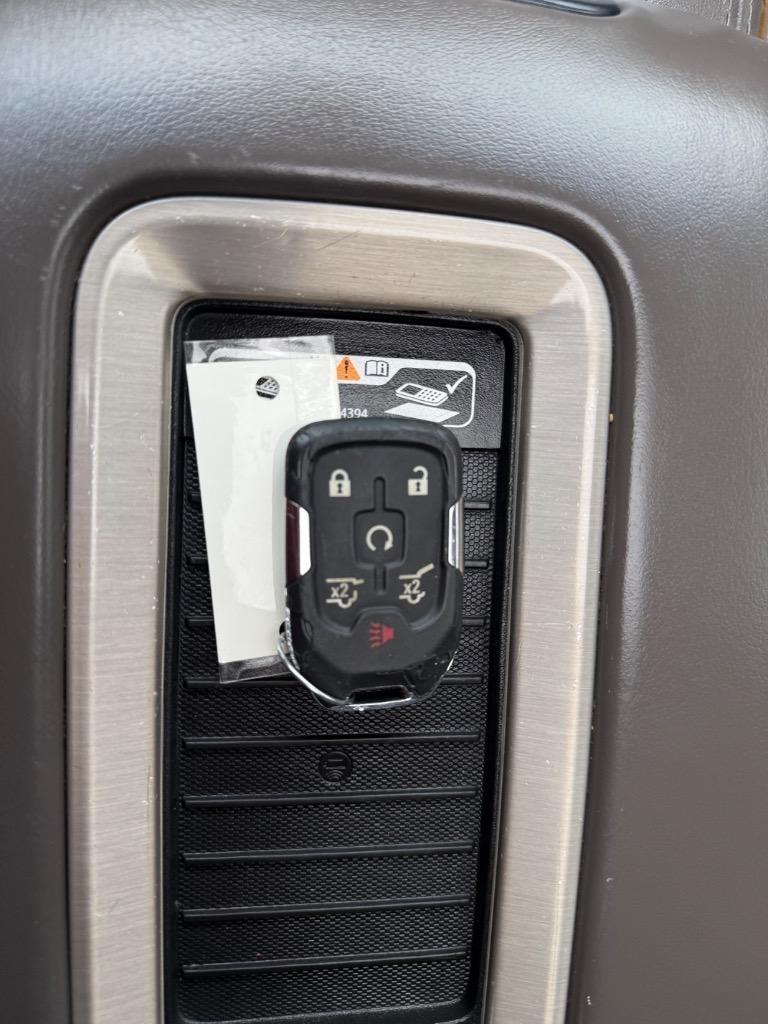 GMC Yukon 2WD 4dr Denali 2017