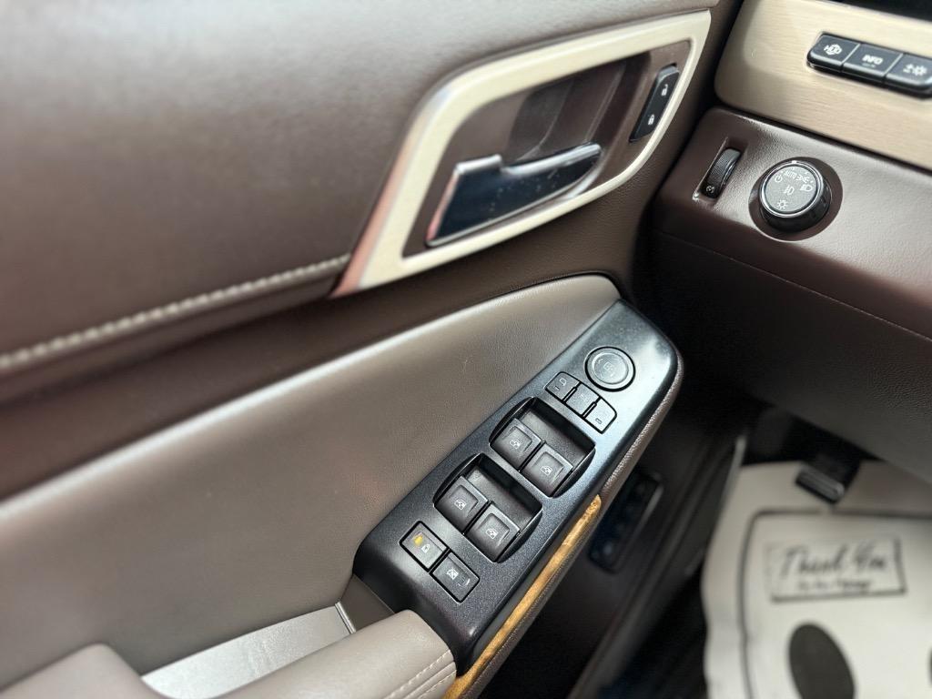 GMC Yukon 2WD 4dr Denali 2017