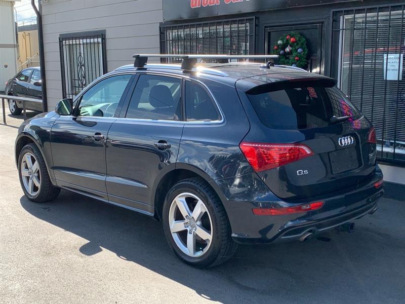 Audi Q5 3.2 quattro Premium 2012