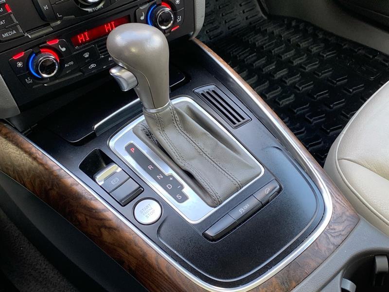 Audi Q5 3.2 quattro Premium 2012